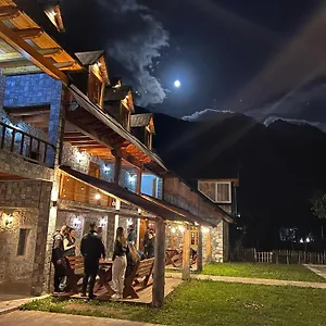 Bujtina Harusha , Theth Albanie